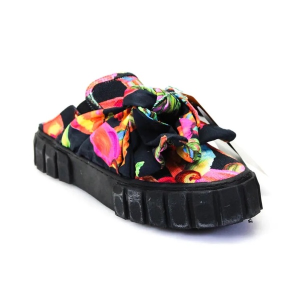 NWOT FARM RIO Floral Canvas Bow Mules Clogs Sneakers Size 6.5 - Picture 1 of 8